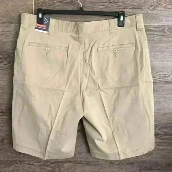 St‎ John’s Bay shorts NWT - Picture 2 of 4